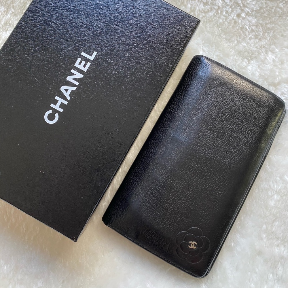 Authentic Chanel Camelia long wallet